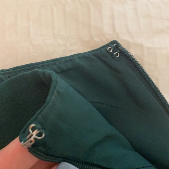 White House Black Market -business skirt - emerald - Picture 5 of 5